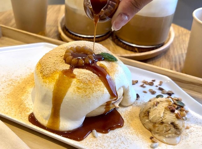 LINE_ALBUM_Bam Bi Coffee_230107_41