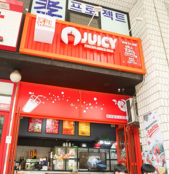 85A5B47D-6207-411A-86B2-53A257FDFAF1