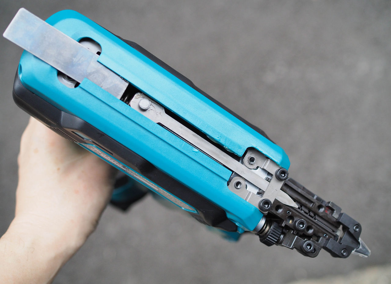 マキタ 18v充電式ピンタッカ 大塚タナカblog マキタ 18v充電式ピンタッカ 大塚タナカblog