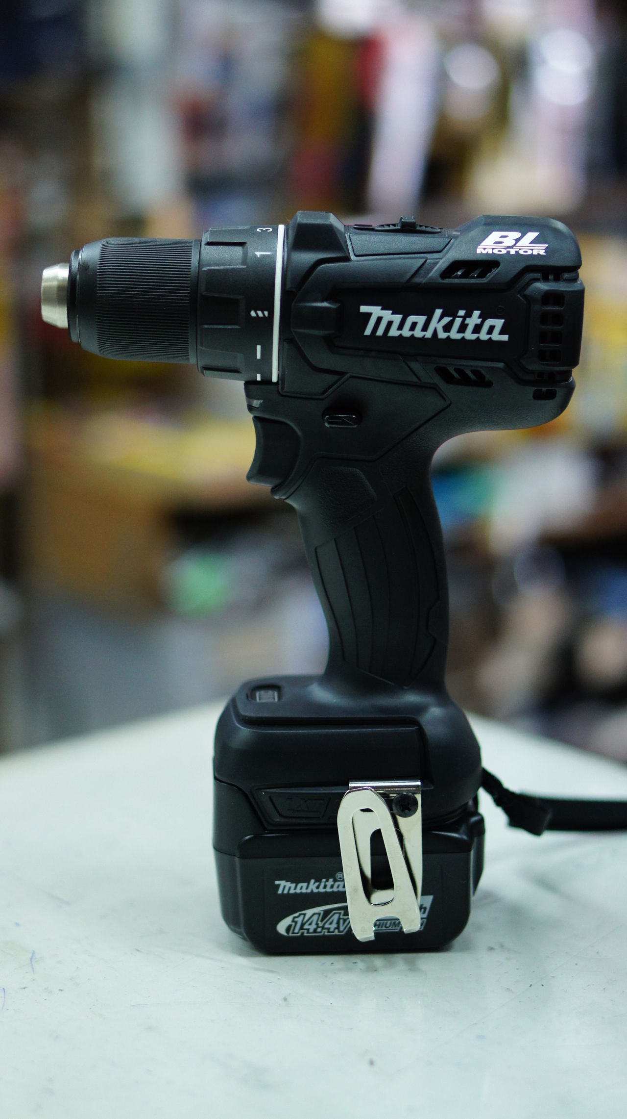 マキタ14.4V充電式ドライバドリル DF470D : 大塚タナカblog マキタ14.4V充電式ドライバドリル DF470D : 大塚タナカblog