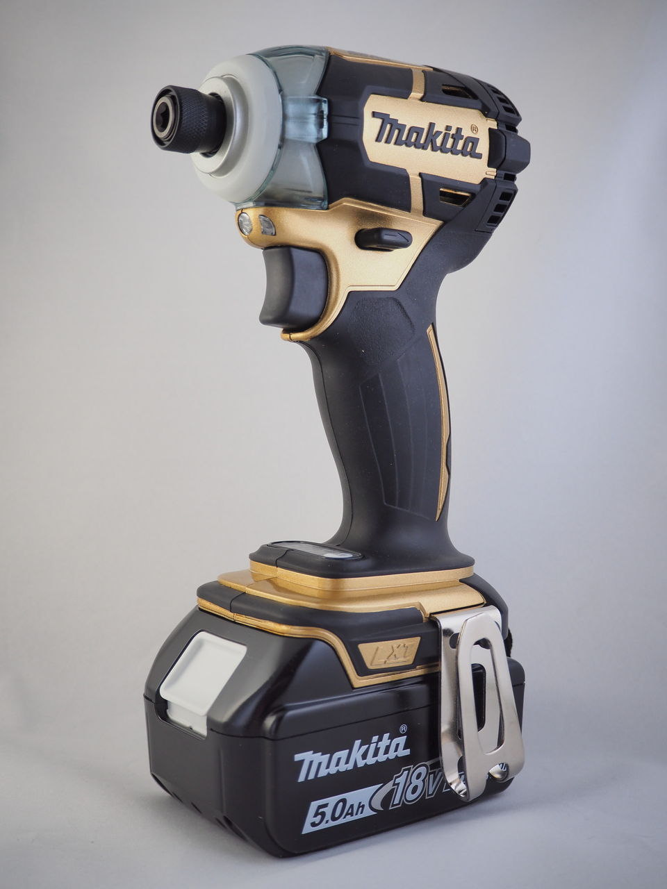 いします Makita 18Vインパクトドライバ TD171DGXFY セットの通販 by 即日入金匿名配送.com｜マキタならラクマ - 激