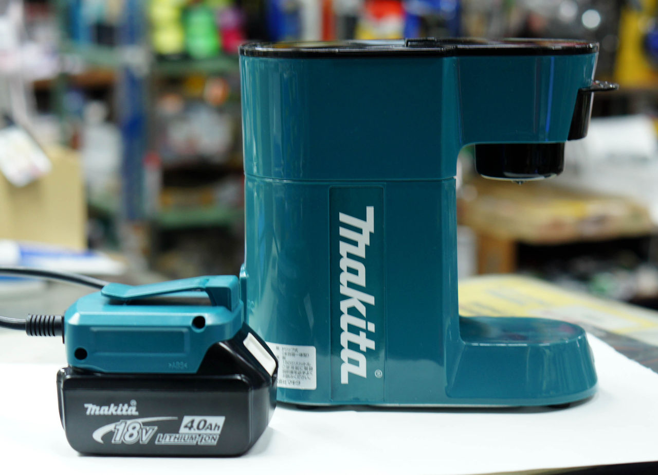 マキタ 充電式コーヒーメーカー バッテリ充電器別売 CM501DZ Makita