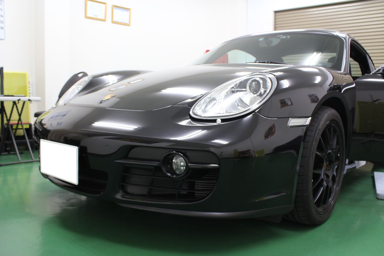 ポルシェ ケイマンのドアのデントリペア デントリペア専門店 トラストデント神奈川 厚木店 ポルシェ ケイマンのドアのデントリペア デントリペア専門店 トラストデント神奈川 厚木店
