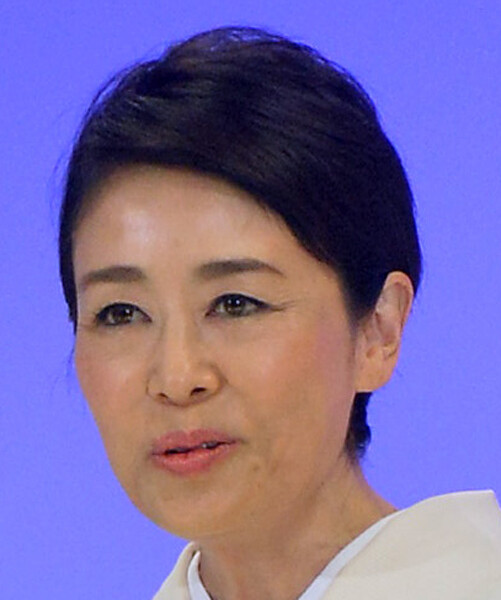 フジ グッディ 打ち切り安藤優子 本番中倒れかけた女性dに仕事続行指令で批判殺到 またしても炎上 それな速報 フジ グッディ 打ち切り安藤優子 本番中倒れかけた女性dに仕事続行指令で批判殺到 またしても炎上 それな速報