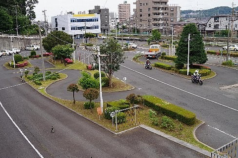 なんj民 教習所は地獄 教官に人格否定された教官に殴られた ワイ ヒエ それな速報