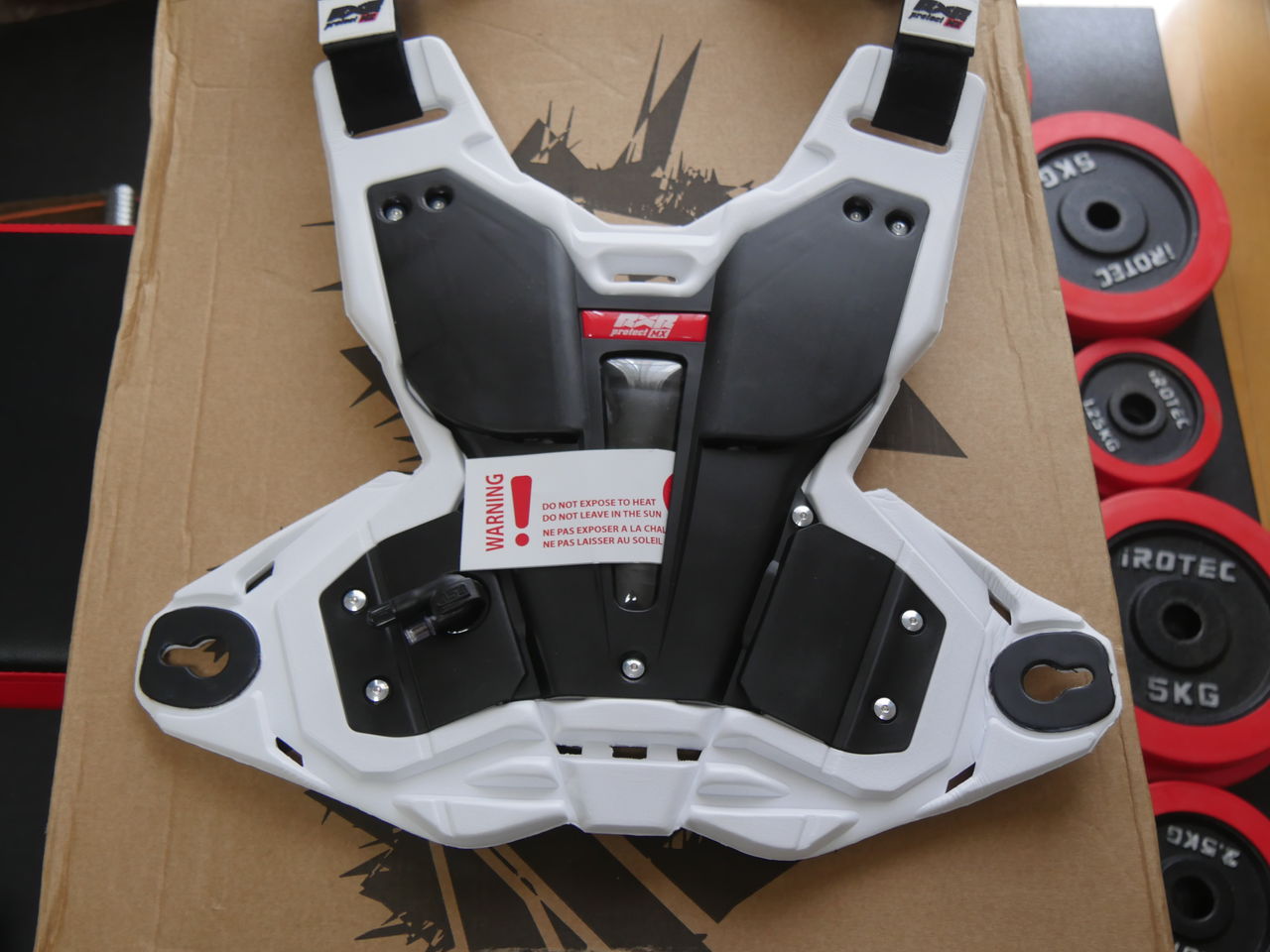 エアクッション式プロテクター RXR Bulletの白 : Motocross Days