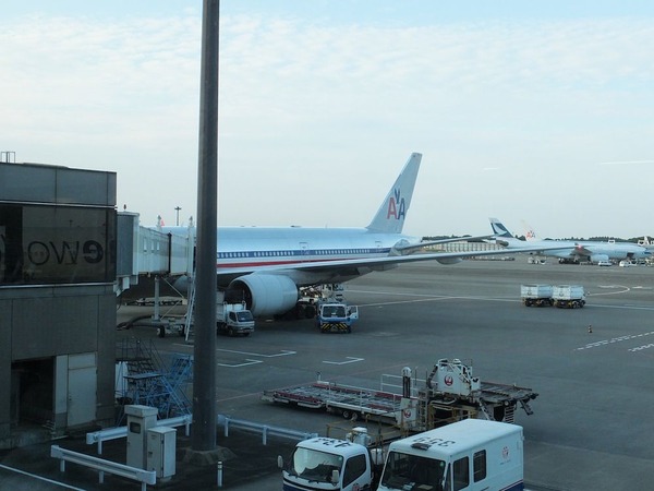 777-200 NRT