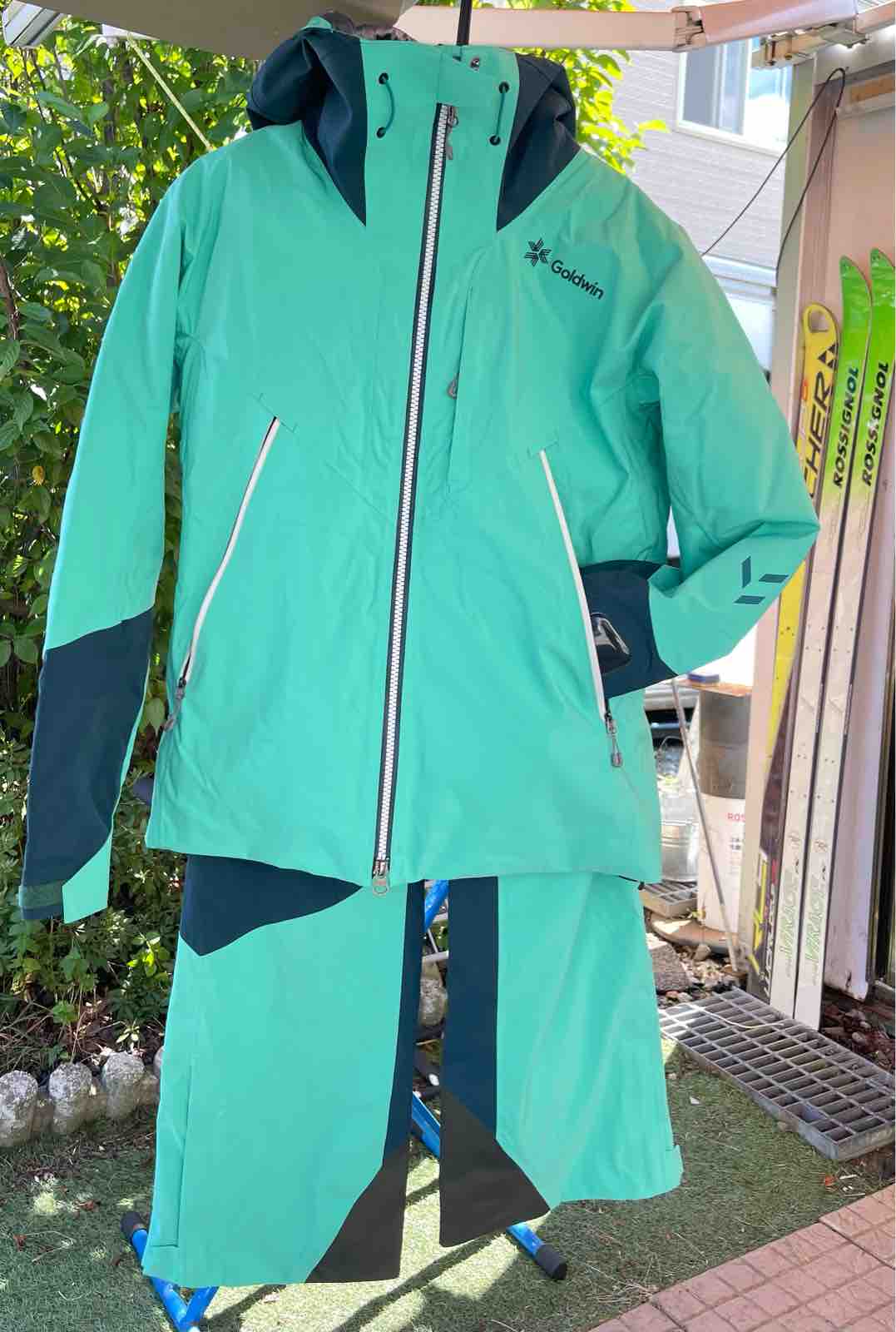 中古スキーウェア】20/21 Goldwin IRIS Jacket&Pants : Ski Pro Shop EBISU