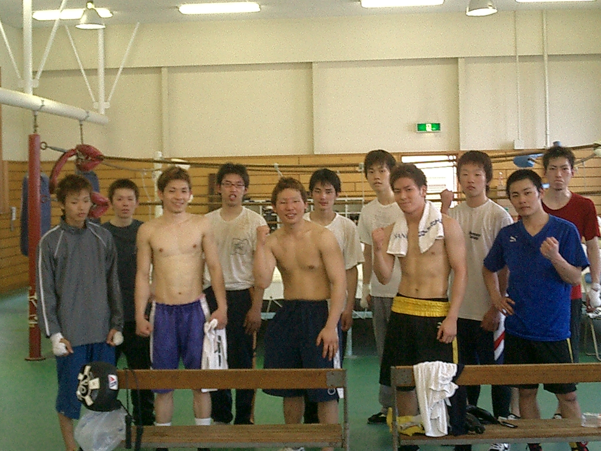 阪南大学のメンバーと 奈良産業大学ボクシング部