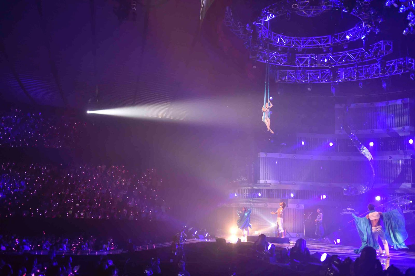 東京公演初日 ayumi hamasaki PREMIUM SHOWCASE～Feel the love～ Ayumi Hamasaki NEWS 浜崎あゆみ