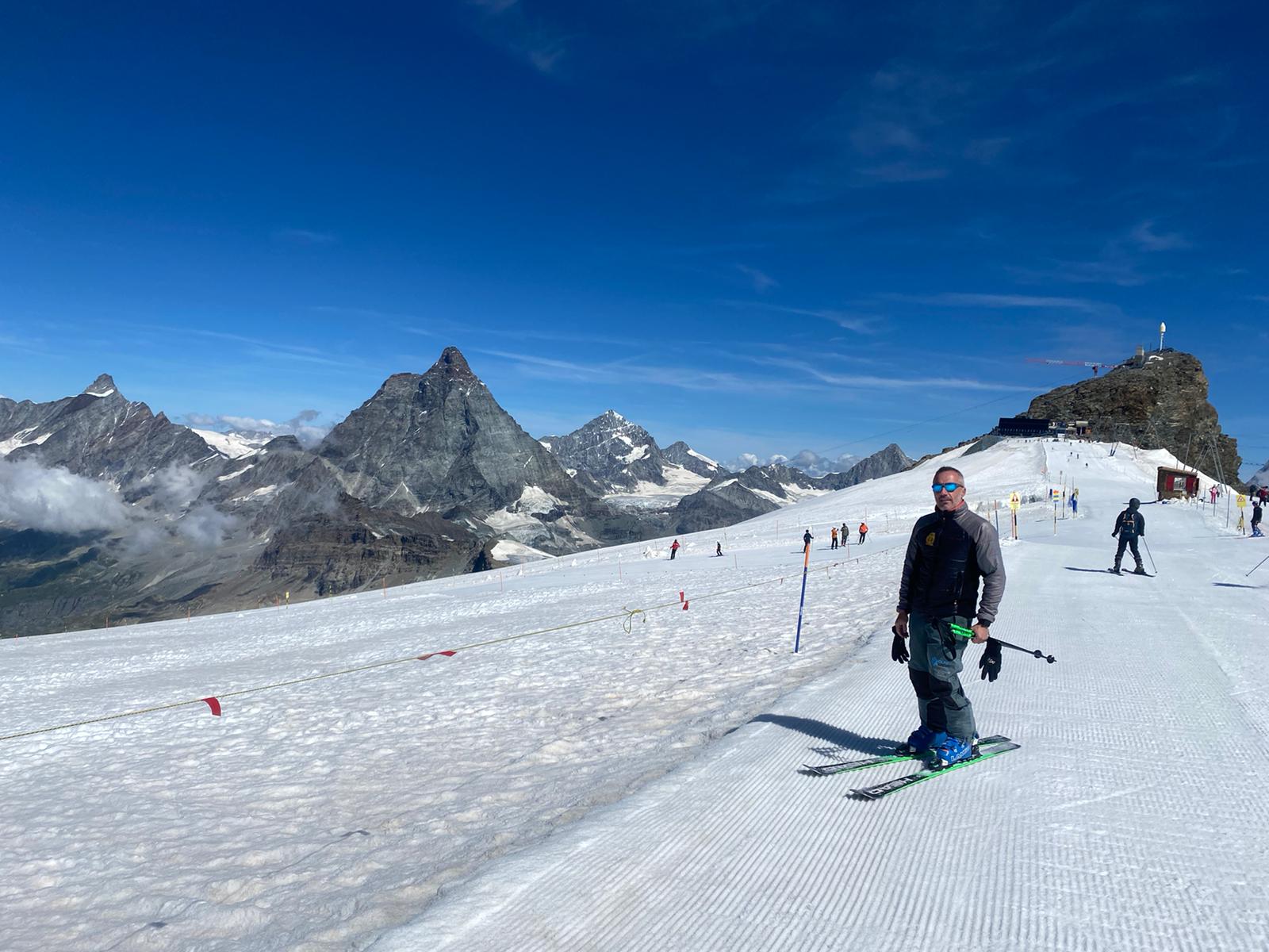 この7月も滑走可能な6つの氷河 : クラブアルペン情報局