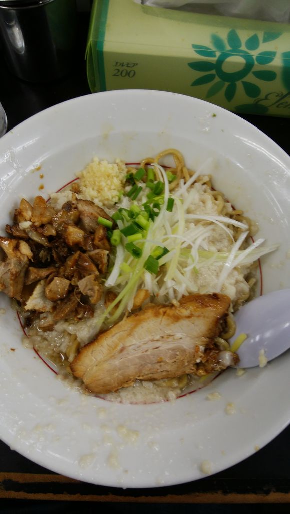 ぎょうてん屋 町田店 青木悠真のラーメンと野球で日が暮れる