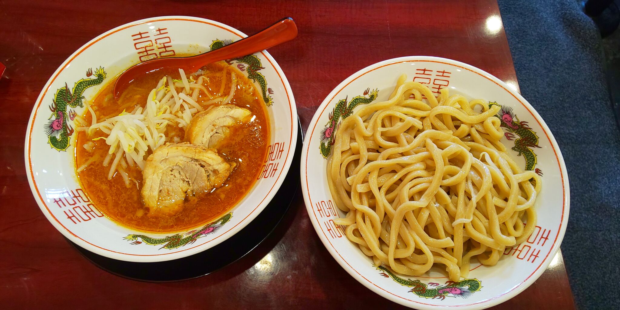 ぶっ 豚 町田