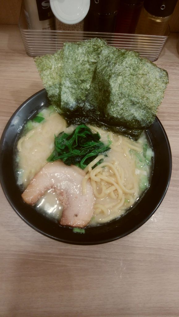 横浜家系ラーメン 武骨家 相模大野店 青木悠真のラーメンと野球で日が暮れる 横浜家系ラーメン 武骨家 相模大野店 青木悠真のラーメンと野球で日が暮れる