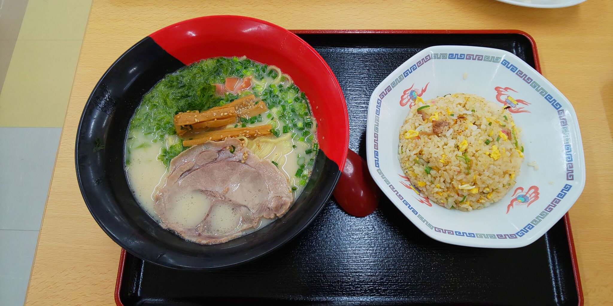 長崎らーめん 西海製麺所 長津田店 長津田 青木悠真のラーメンと野球で日が暮れる 長崎らーめん 西海製麺所 長津田店 長津田 青木悠真のラーメンと野球で日が暮れる