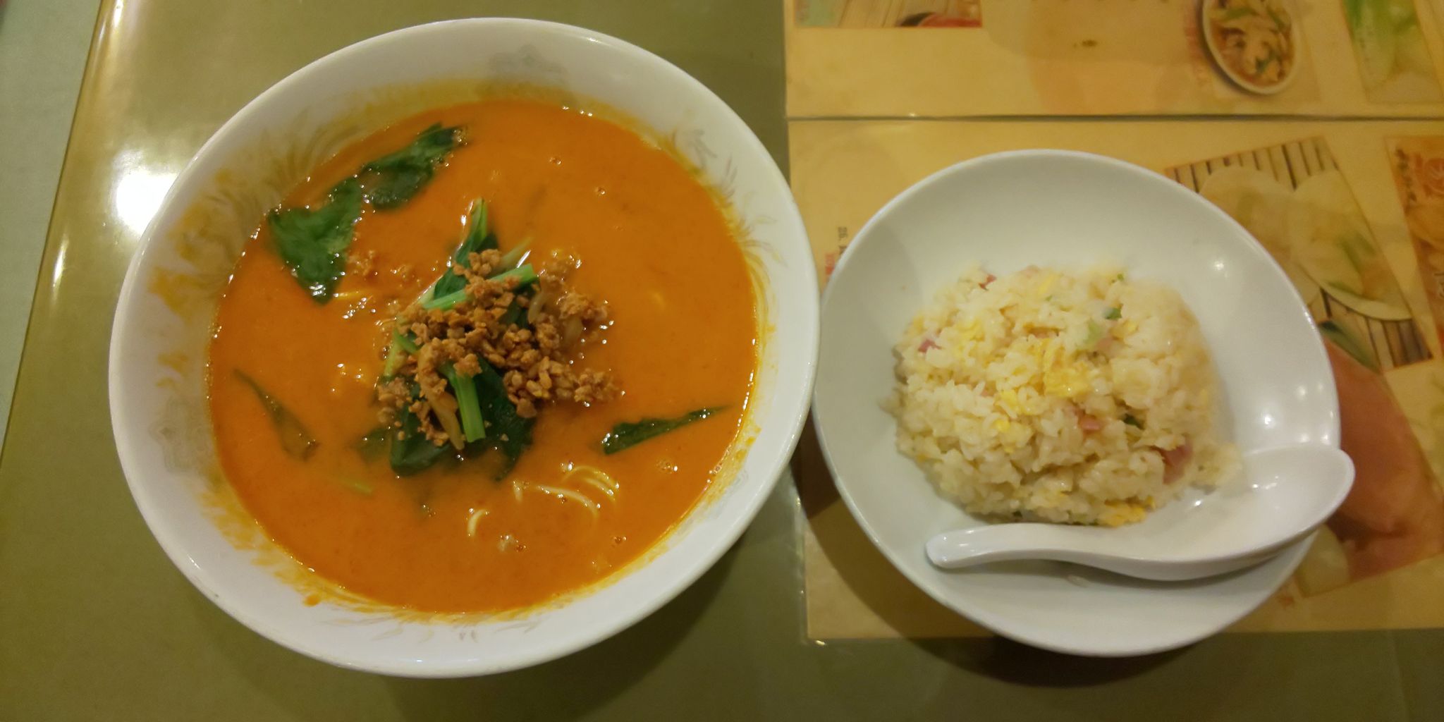 中華料理 芳香園 新横浜店 新横浜 青木悠真のラーメンと野球で日が暮れる