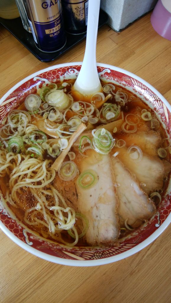 峰来軒 唐木田 青木悠真のラーメンと野球で日が暮れる 峰来軒 唐木田 青木悠真のラーメンと野球で日が暮れる