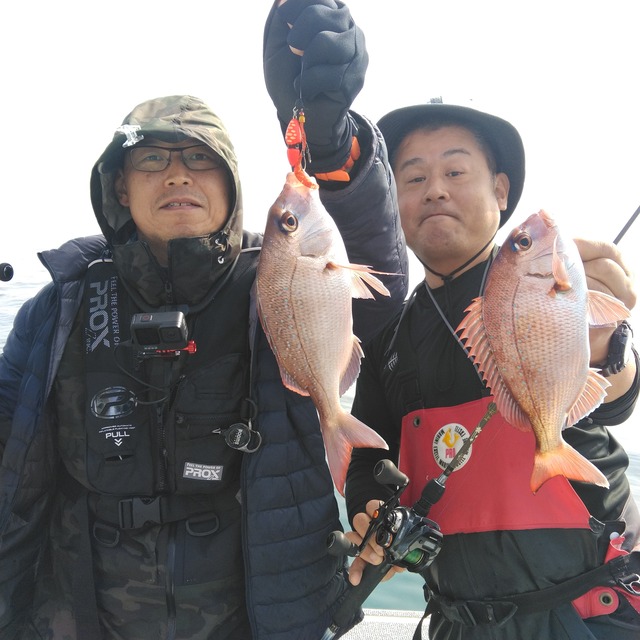 KIMG1614_01_BURST1001614_COVER