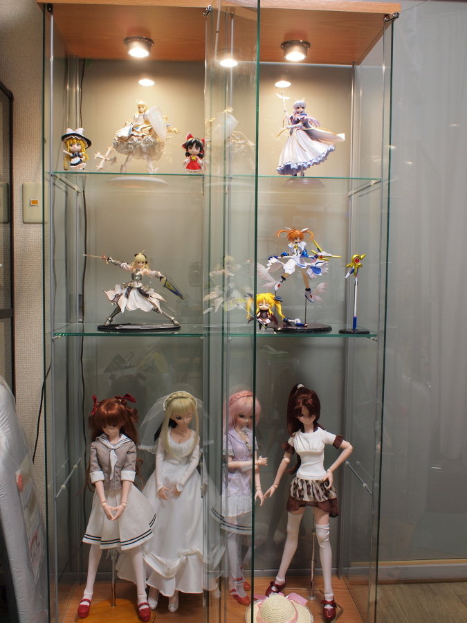 飾棚 DETOLF（デトルフ）の２台目を導入してみた。 : 自由な色で広げたい