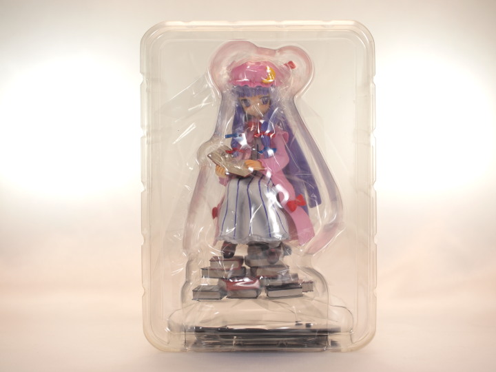 知識と日陰の少女「パチュリー・ノーレッジ」 from東方Project