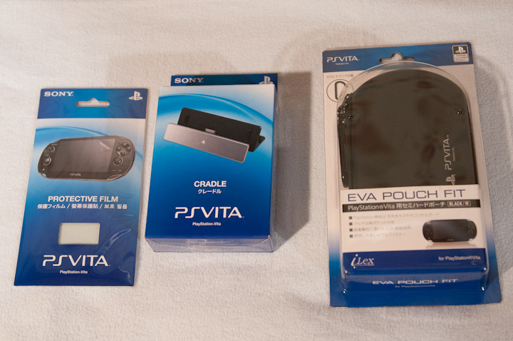 PS VITA（Wi-Fi版）を購入してみた : 自由な色で広げたい