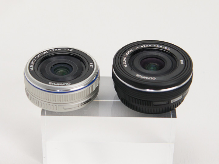 オリンパス 電動パンケーキレンズ M.ZUIKO 14-42mm シルバー