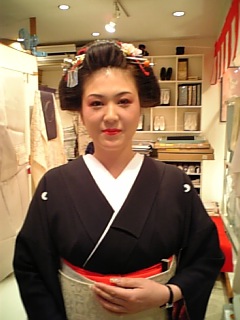 芸者の作り方 Tears ママ 真夜中のひとりごと