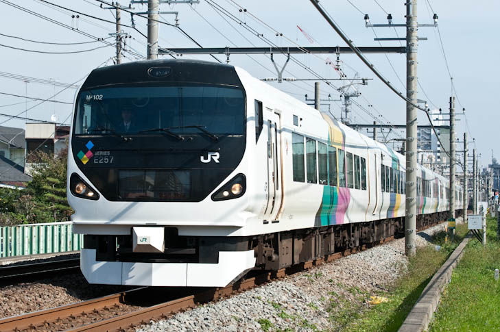 よういちの徒然草:甲府に向けてE655系のお召し列車運転