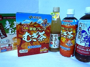 麦茶は隠れたヒット商品　30年間右肩上がりの増産が続く理由