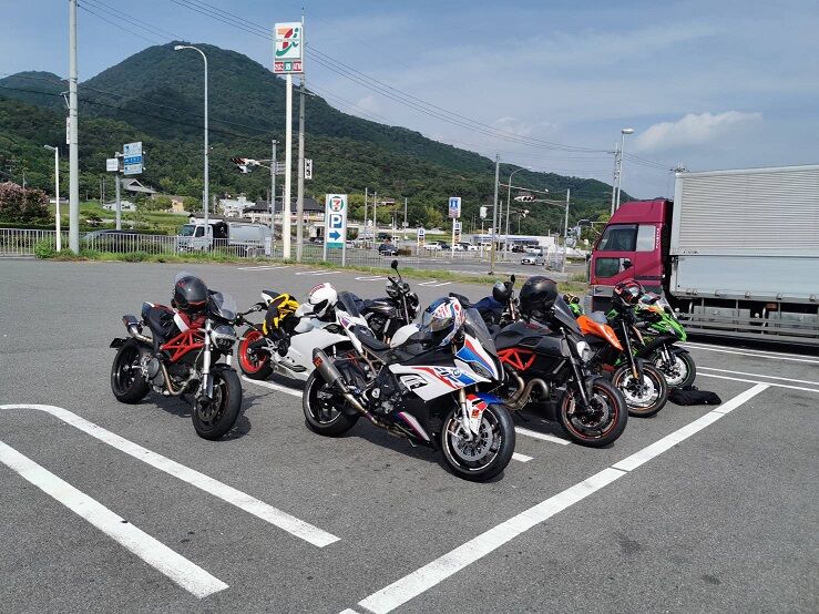 久々の悪魔集会 谷瀬の吊り橋ツー さわやかな風になって