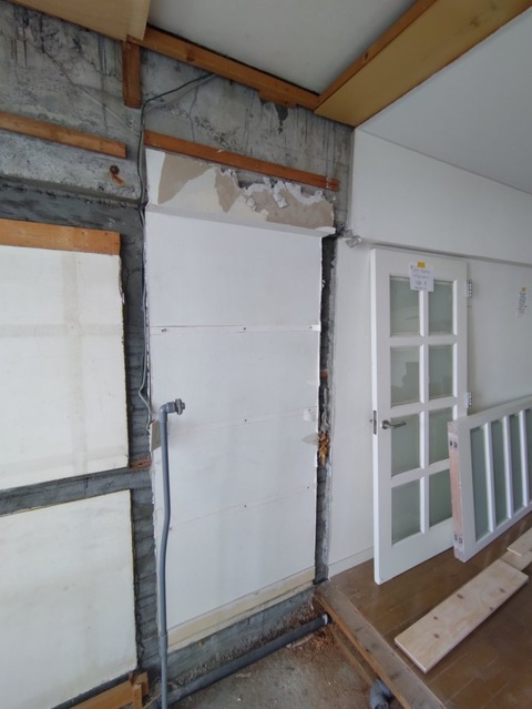 3-M8ZaR-RNyC7m7db9GYMA (1)