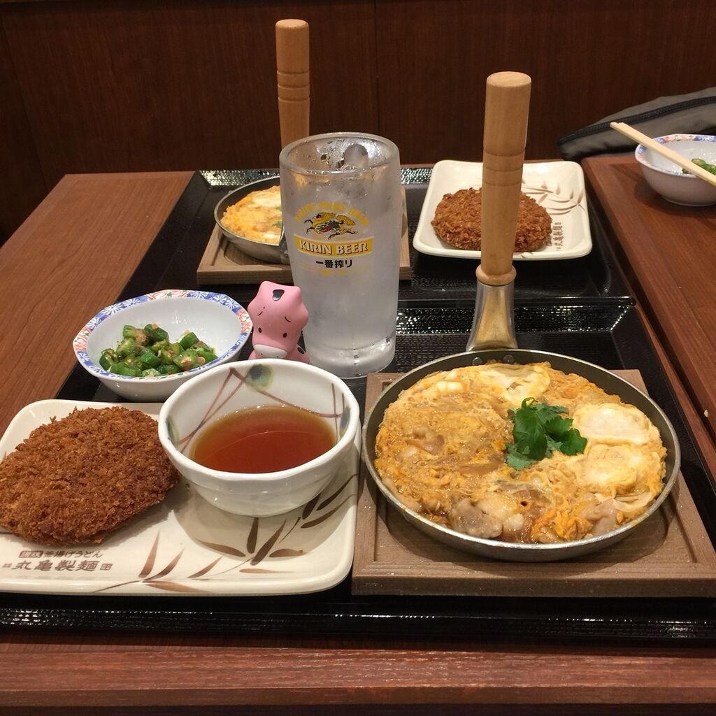 丸亀製麺の飲み放題がお得すぎ！うどんと天ぷらと小鉢つきでたった1000円