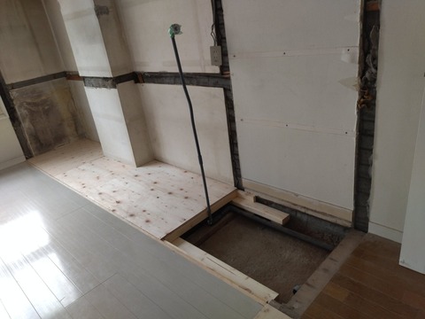 KtWKYwUHSZyjdwmLDYIJKw