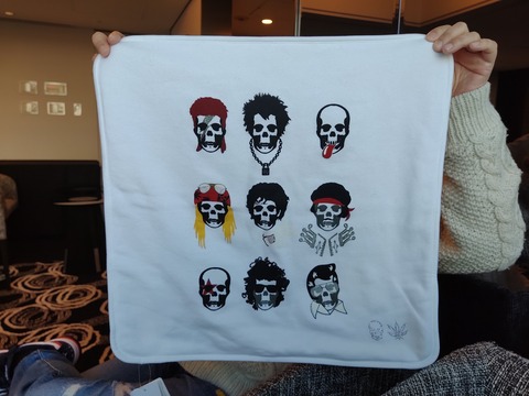 ファミリーセールの探し方と招待状の入手方法&招待状なしで入場する裏技