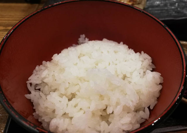 しんぱち食堂朝定食|豚バラ目玉焼き定食は、食材がおいしいから満足度が高い