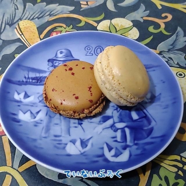 9位：ダロワイヨのタタン（りんご）マカロン 8点