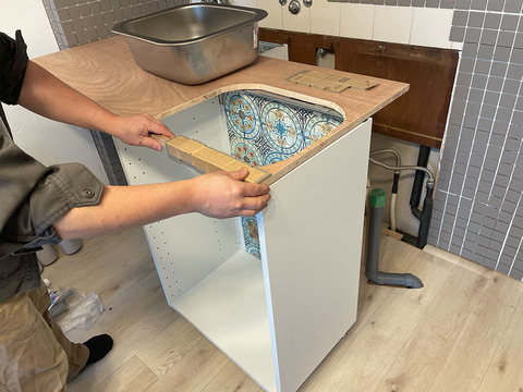 造作キッチン|天板切り出してIKEAのシンクをはめ込む【DIY】