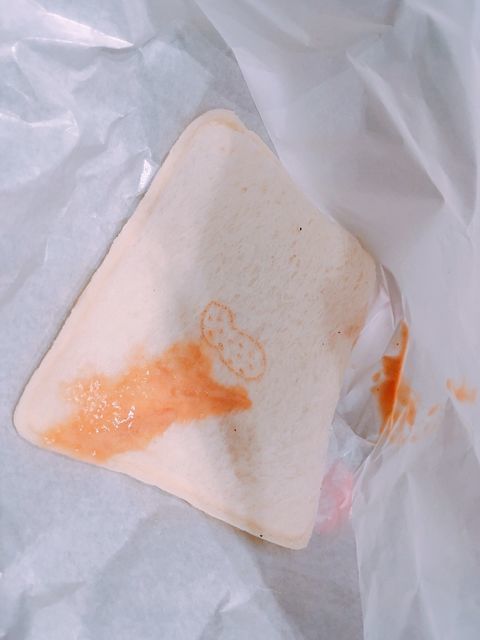 「ランチパックSHOP 池袋店」でヤマザキランチパック「ピーナッツ」をトーストして食べてみた