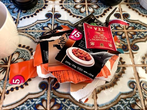 ペーパータオルは小さく丸めて捨てればゴミが減る【素朴でエコなライフハック】