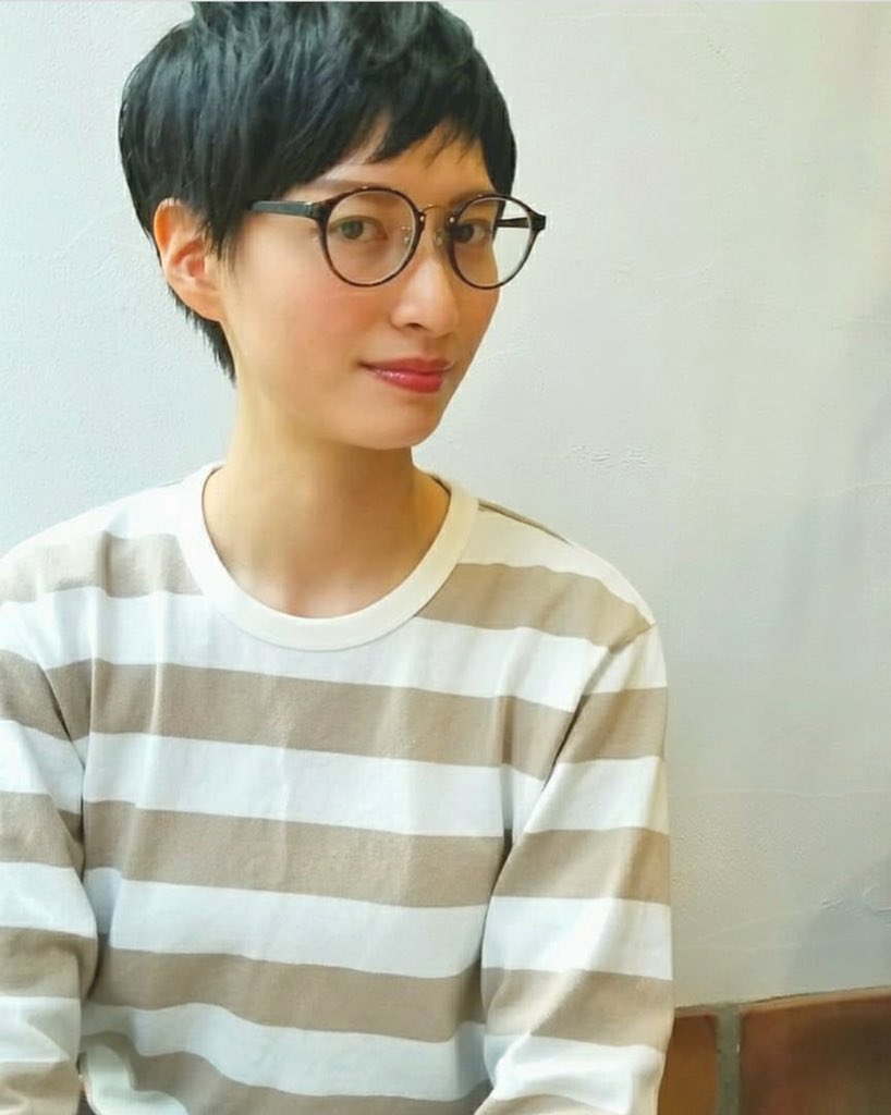 ロンドン在住のミニマリスト主婦ブログ「めぐおんらいん」のめぐさんインタビュー