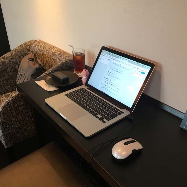 ニューオータニクラブは超絶お得 専用ラウンジで無料でドリンク飲み放題