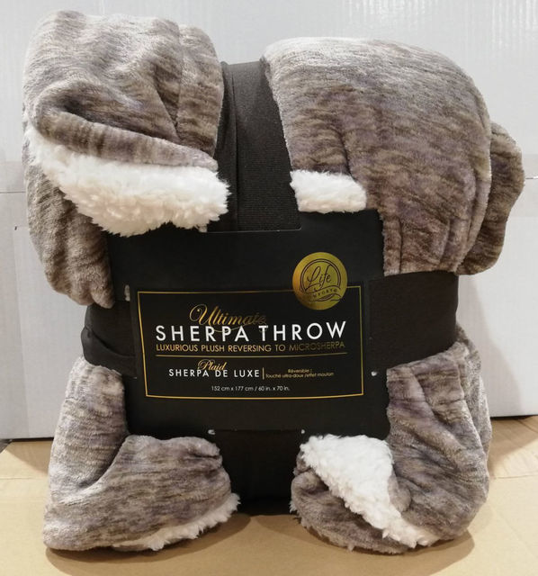 コストコシャーパブランケット(膝掛け毛布)2019-2020「ヘザーブラウン」