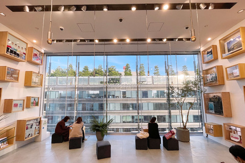 ユニクロ銀座12階「UNIQLO COFFEE（ユニクロコーヒー）」