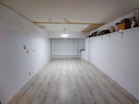 ペット用クッションフロアをDIYリフォーム完了！｜サンゲツ・リリカラ・シンコールの違いまとめ