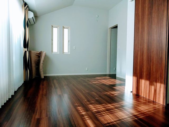 ミニマリストブロガーインタビュー：ブログ「ミドリノ-ミニマリストの暮らし-」運営ミカさんは家事の効率化と時短の仕組みづくりでゆとりある暮らし中の専業主婦