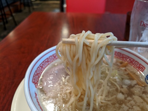 ソラノイロ食堂 麺
