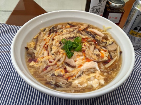 成城石井　酸辣湯麺
