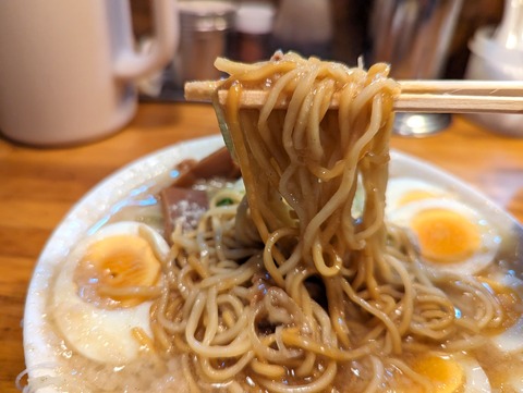 下頭橋ラーメン 麺