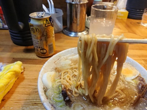 下頭橋ラーメン 麺