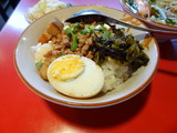 香味 魯肉飯